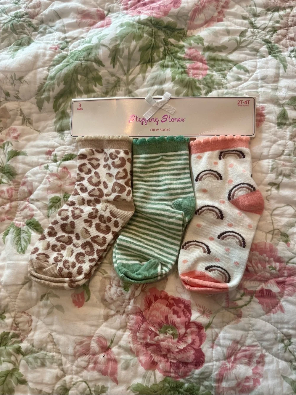 NWT 3-Pack Kids Crew Socks - Leopard, Striped Green & Rainbow